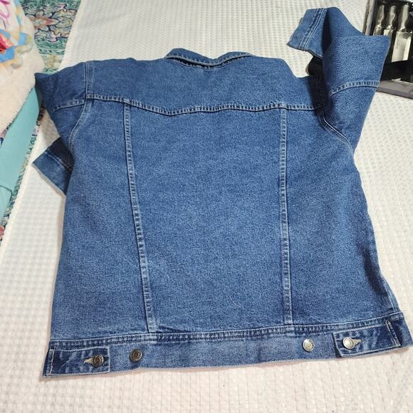 MARLBORO RED STAR EUC VINTAGE MENS DENIM JEAN JACKET.  SIZE ADULT SMALL - Picture 7 of 9